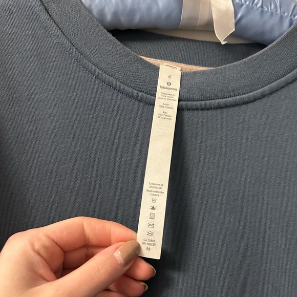 Lululemon perfectly oversized crew - Picture 3 of 3